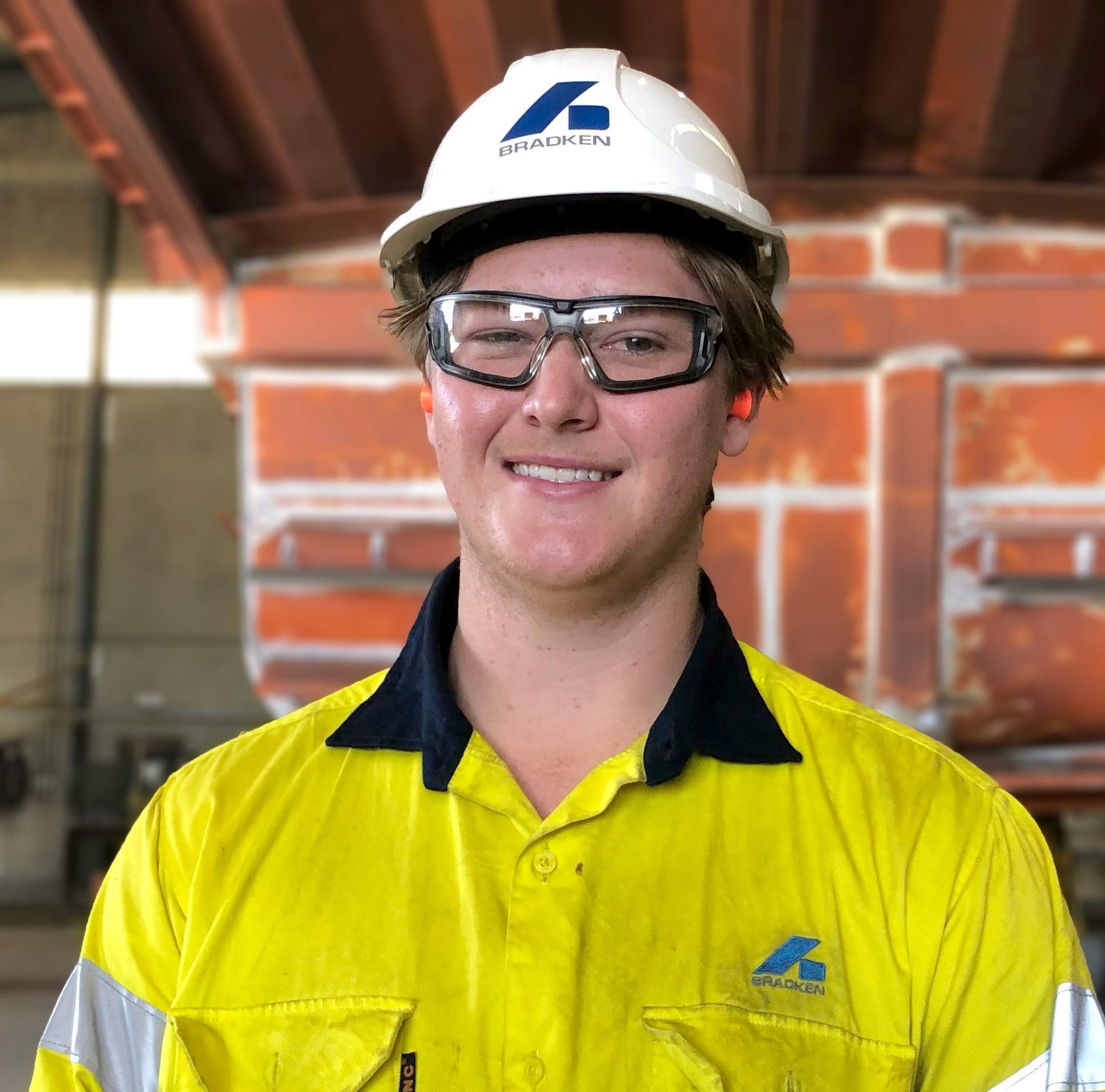Boilermaker Jye Jones completed his apprenticeship at Mt Thorley on 14 Feb 2022