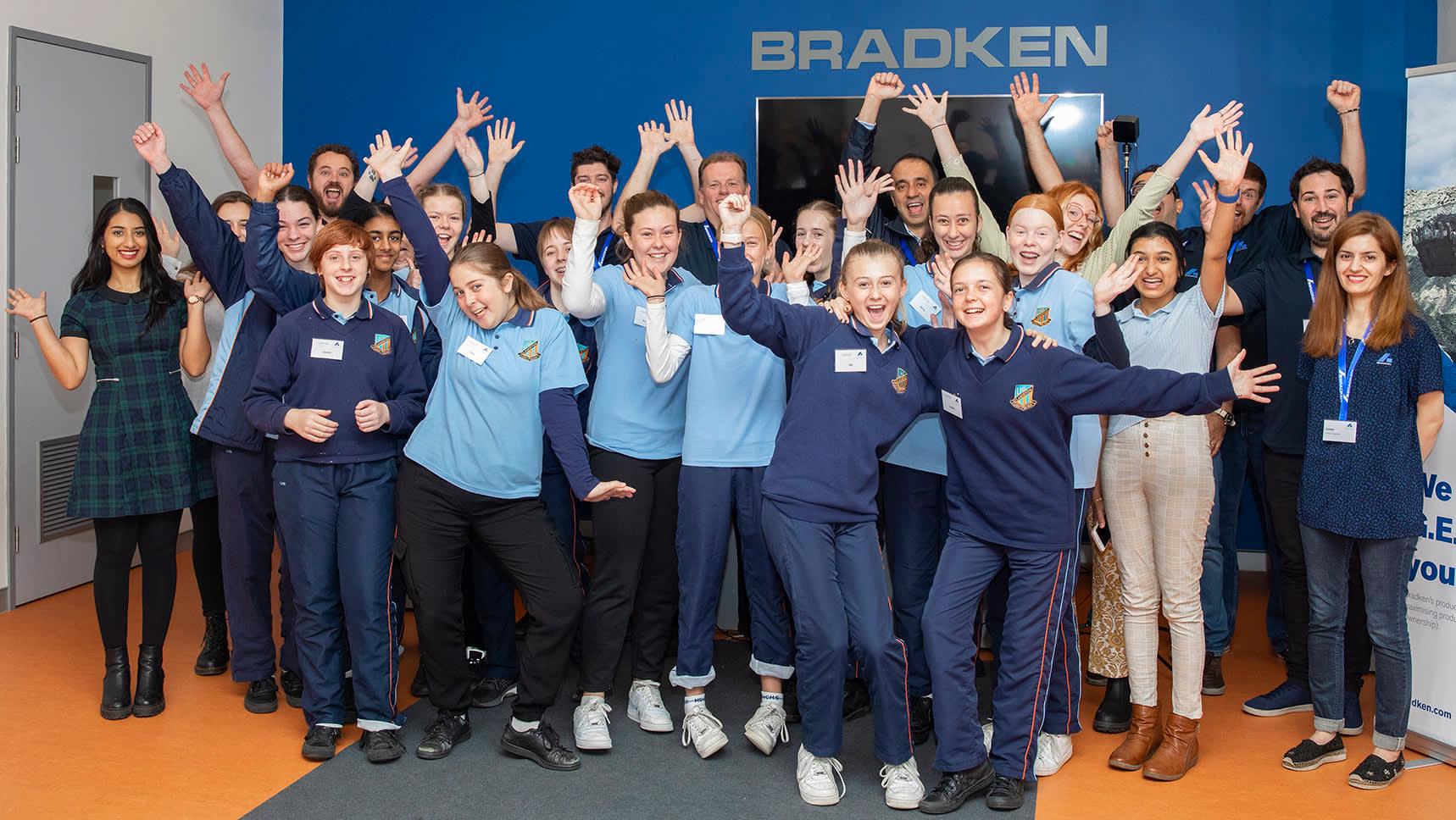 Bradken’s Innovation Centre recently hosted a visit from a group of female students from Lambton High School as part of our involvement with the University of Newcastle’s HunterWISE STEM Outreach program.