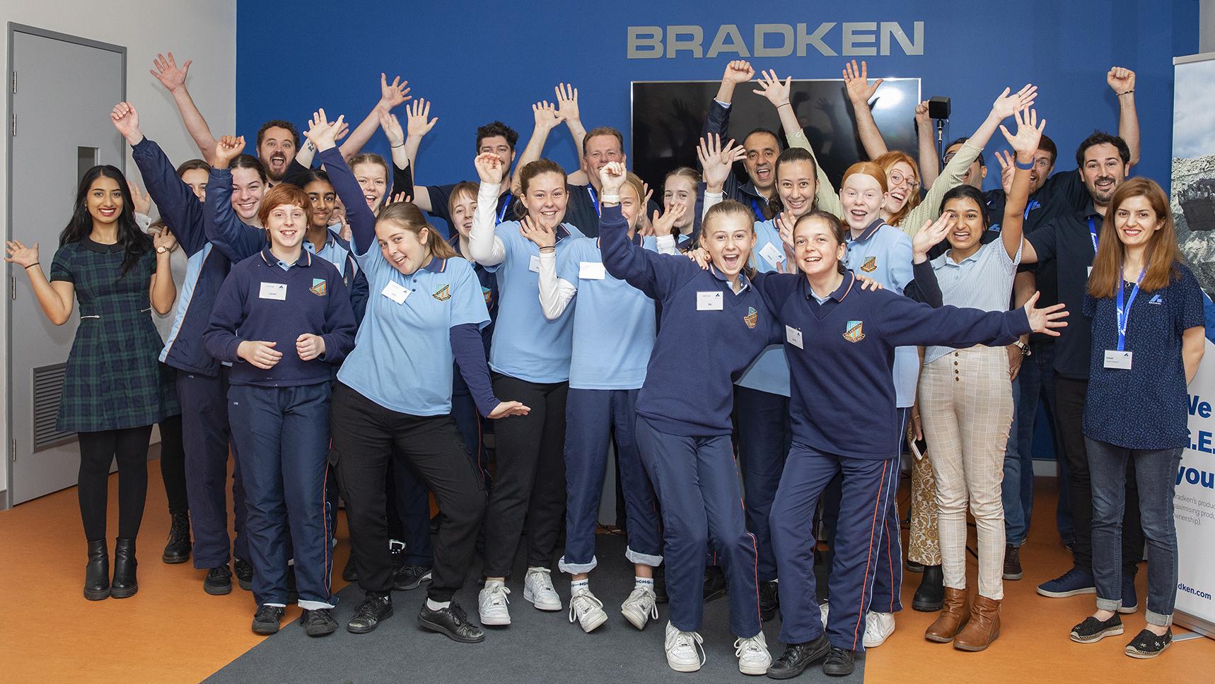 Bradken’s Innovation Centre recently hosted a visit from a group of female students from Lambton High School as part of our involvement with the University of Newcastle’s HunterWISE STEM Outreach program.